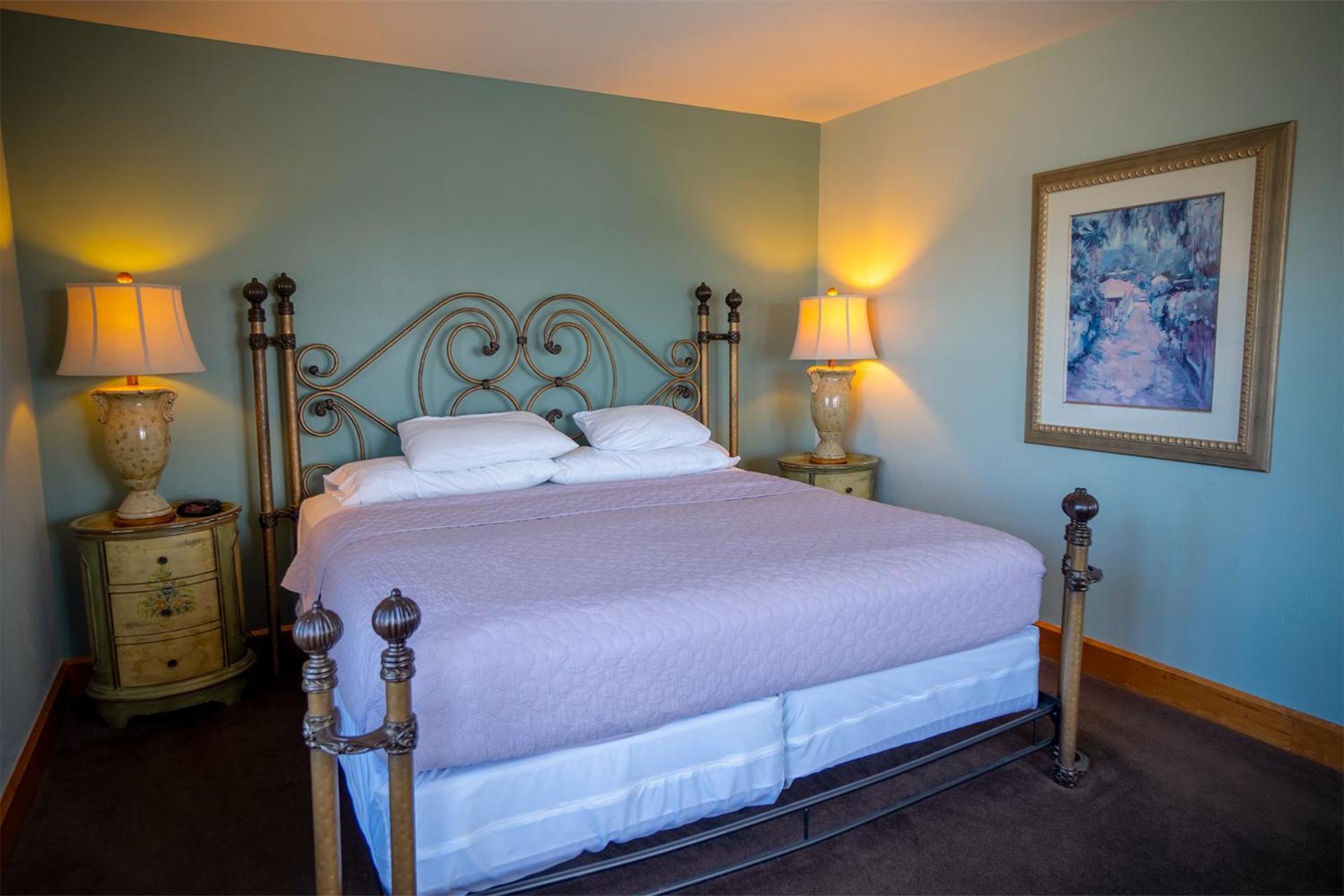 Hotel Nuk's Executive 4*